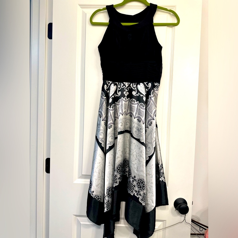 XS dress solid black ruched top with silk black white silver paisley skirt